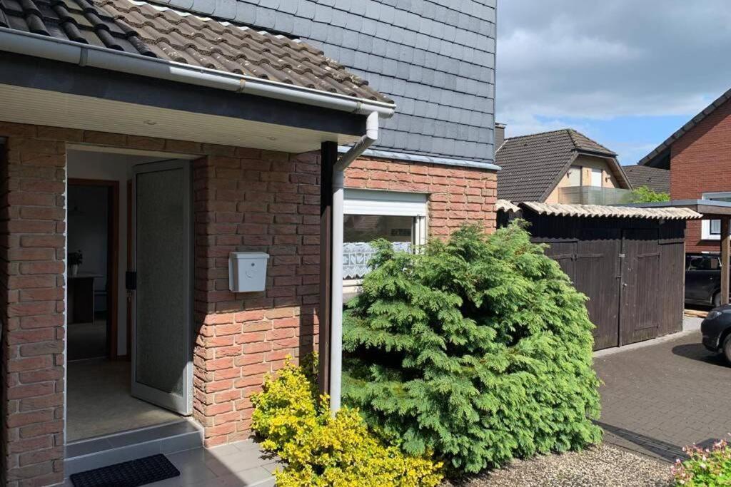 Ruhiges zentral gelegenes Apartment in Gütersloh Exterior foto